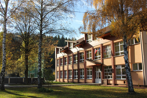 budova skoly